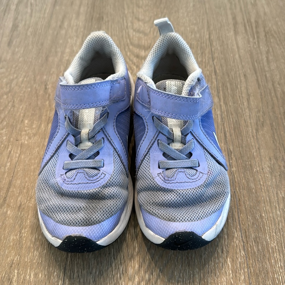 Girls Nike Sneakers